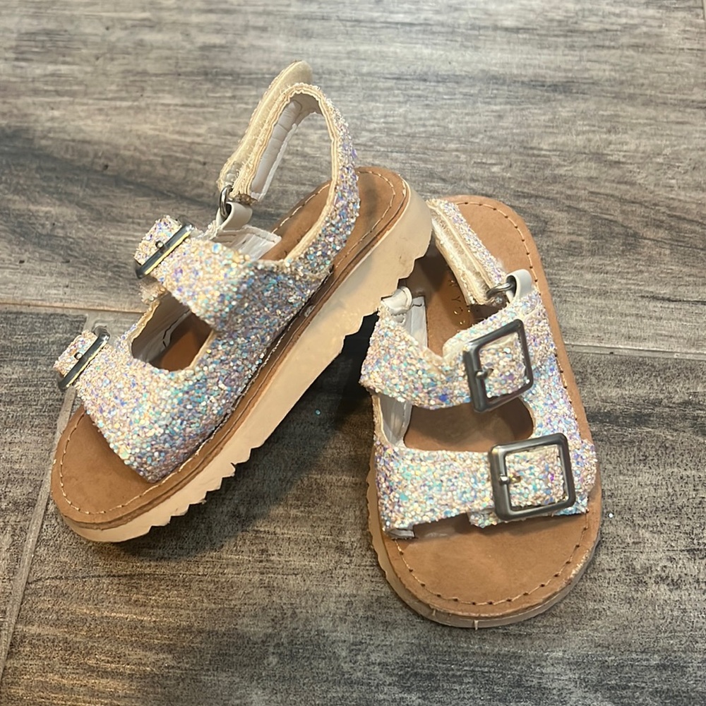 Nicole Miller -Iridescent Glitter Sandal (Toddler Girl) Size 5